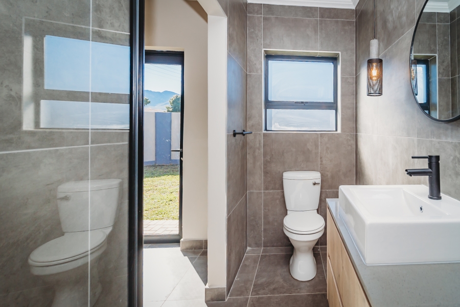 3 Bedroom Property for Sale in Blanco Western Cape